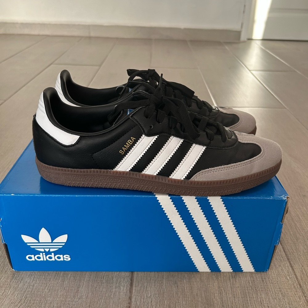 ADIDAS BLACK SAMBA VEGAN